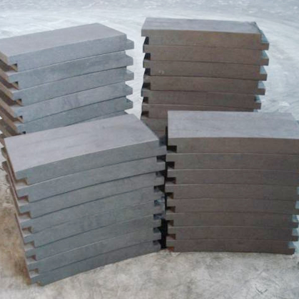 回轉(zhuǎn)窯石墨塊